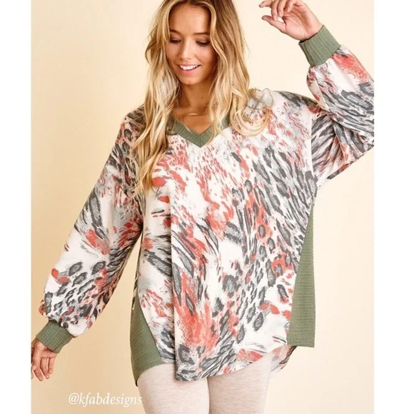 RESTOCK! CES FEMME V Neck Contrast Detail Olive/Rust  Printed Soft Knit Top! - Picture 2 of 7